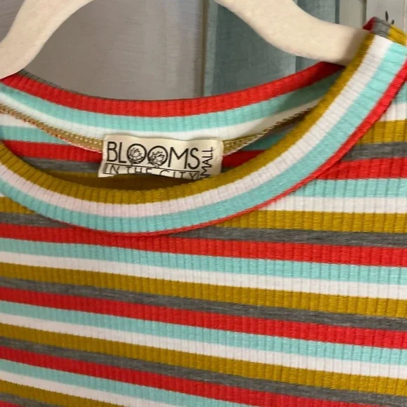 Vibrant Striped Knit Top - Picture 4 of 6